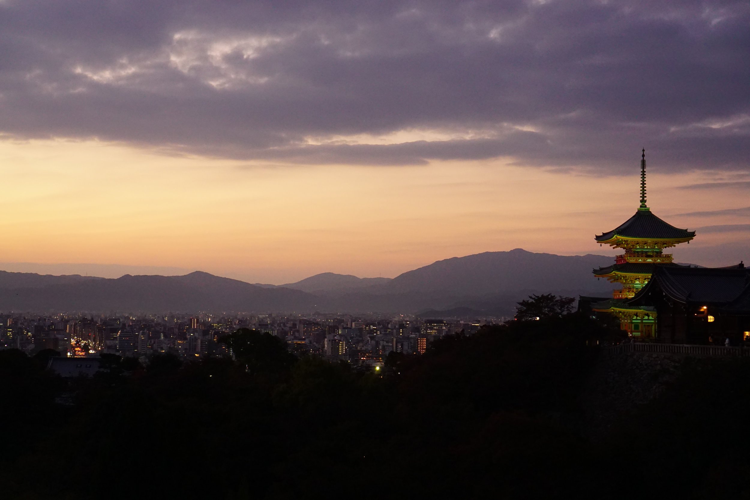 Dusk at Kiyomizudera