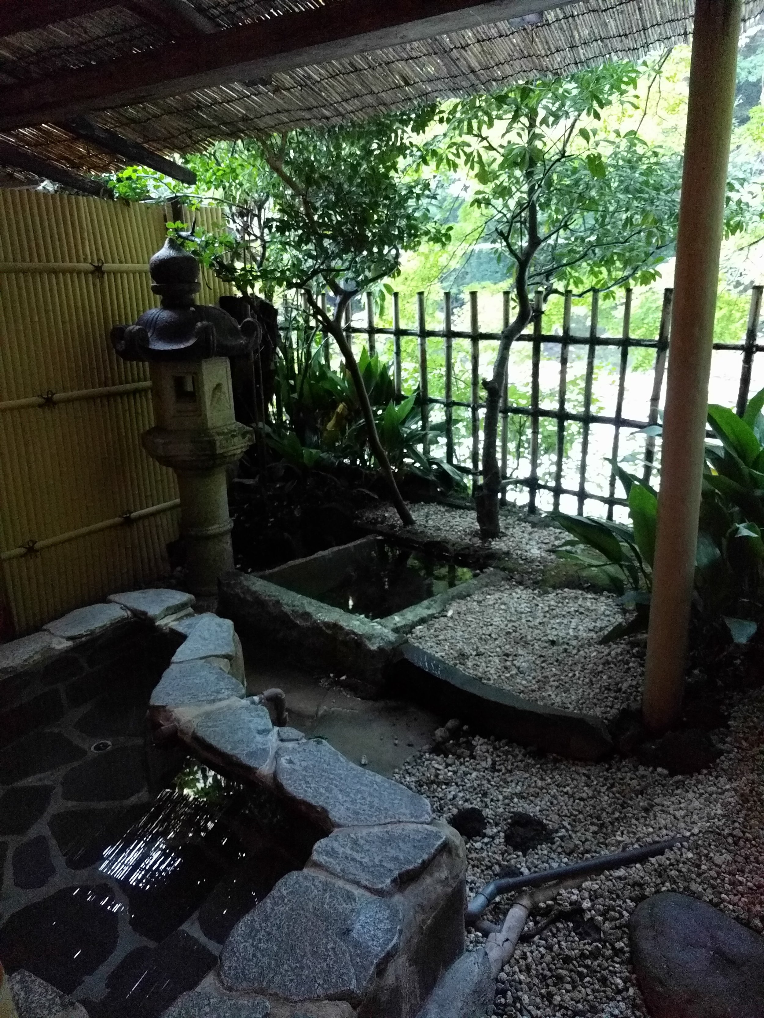 Private outdoor onsen