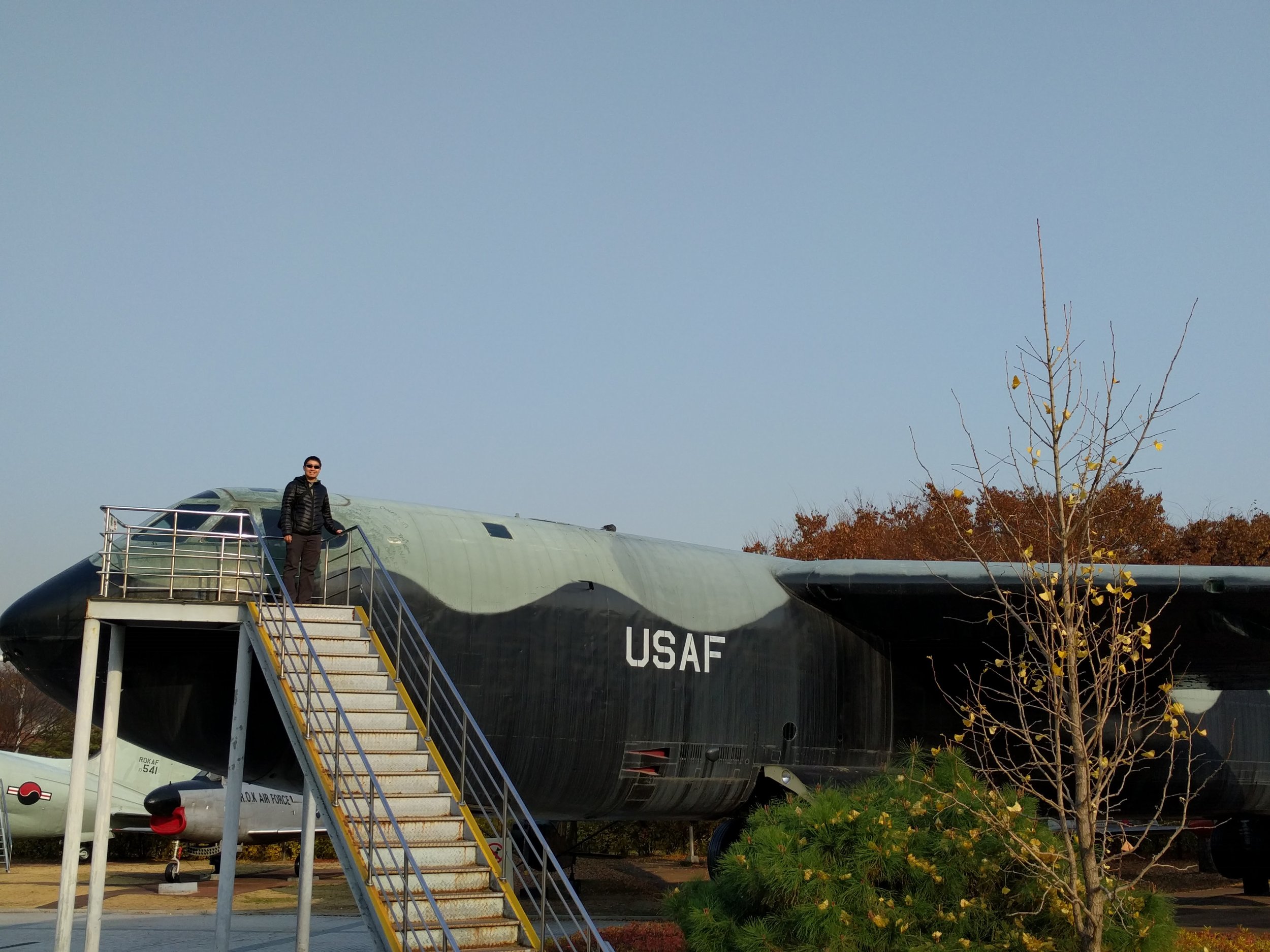 Tons of planes and tanks and other military stuffs on display outside