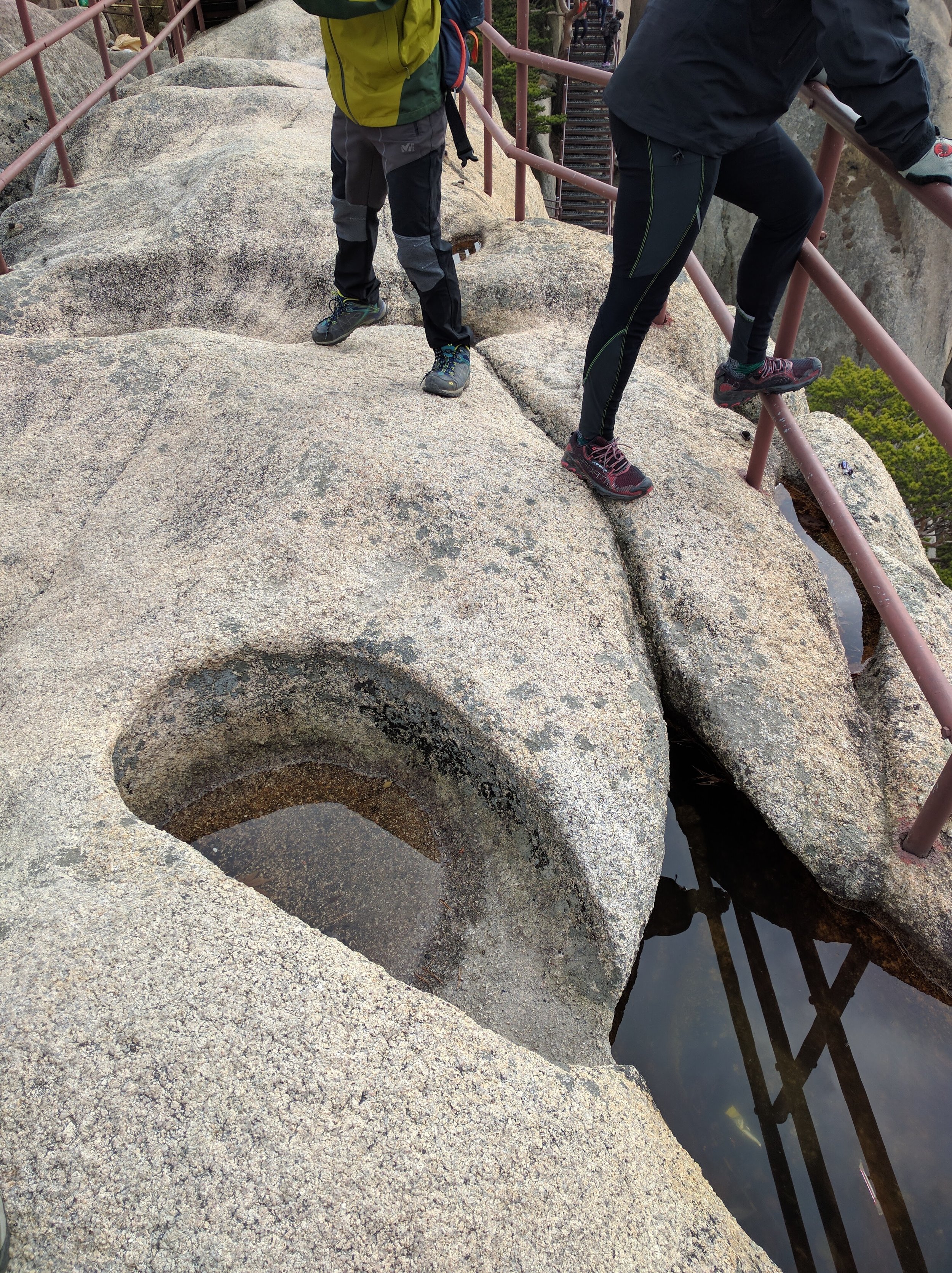 Cool erosion holes