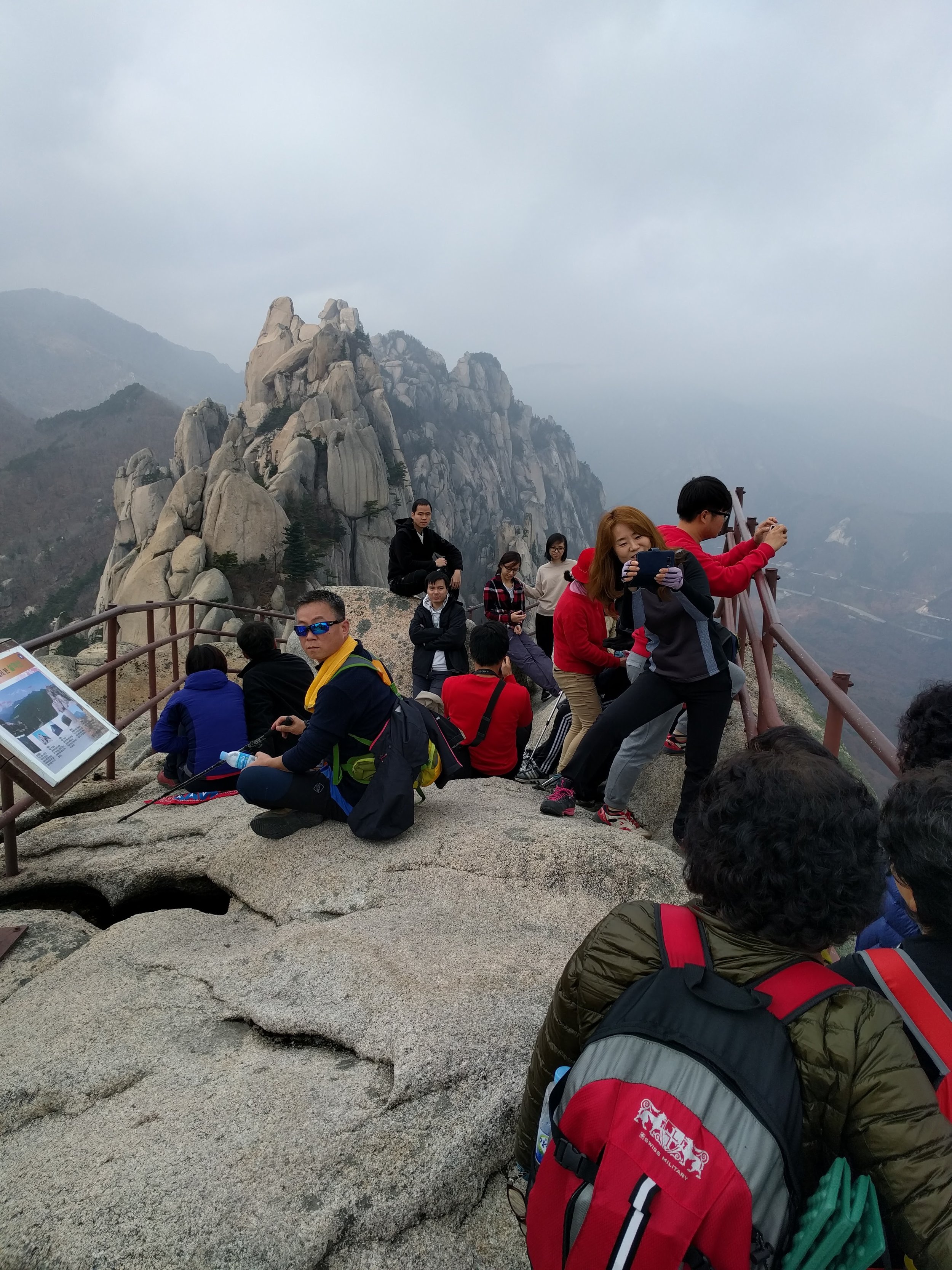<p>Insider tip: we sat down at the very front by the railing and had a snack; great views, felt a bit more like it was just us, and we didn't get in the way of anyone's photos!</p>