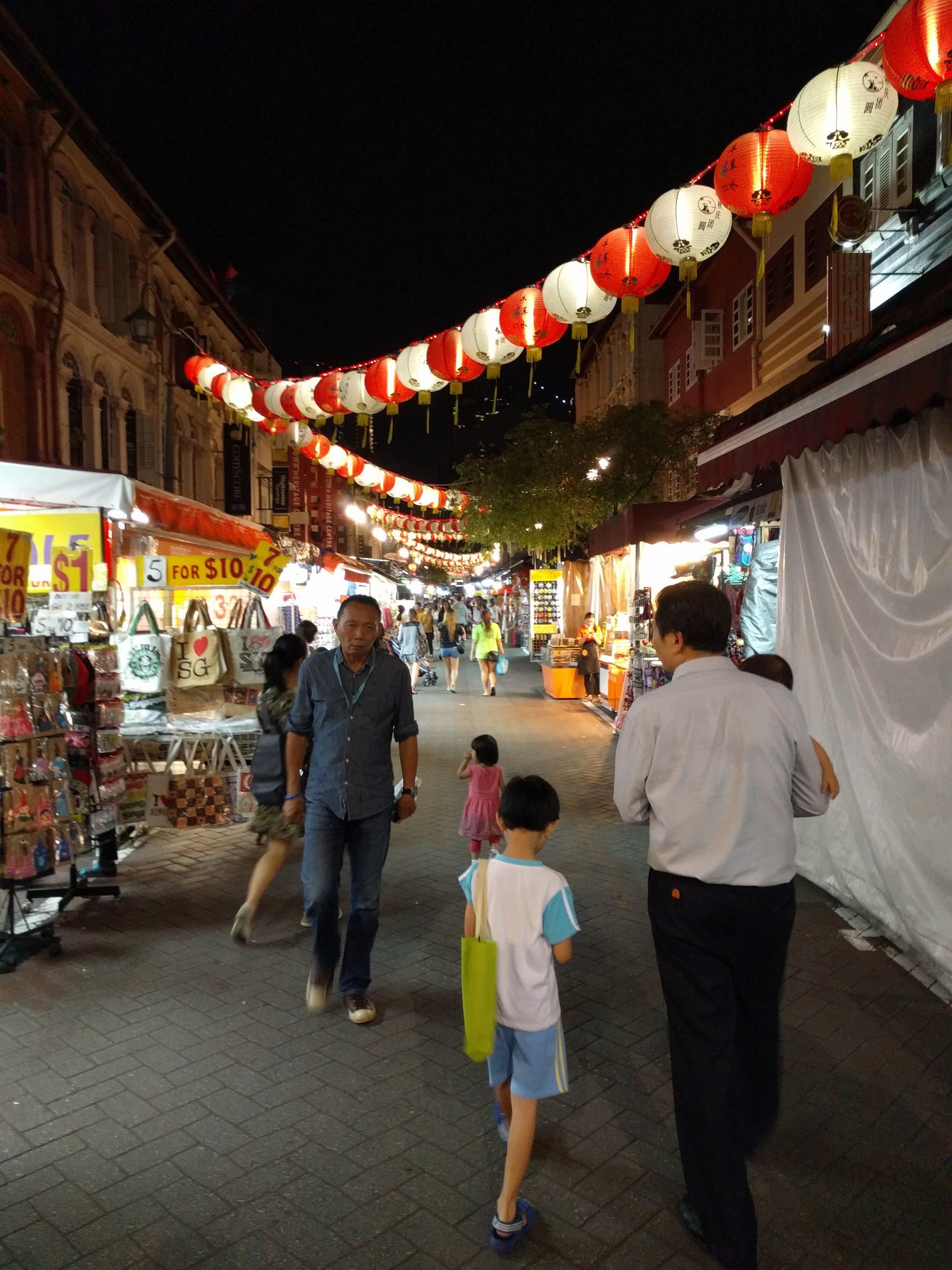 Chinatown market outside of MRT
