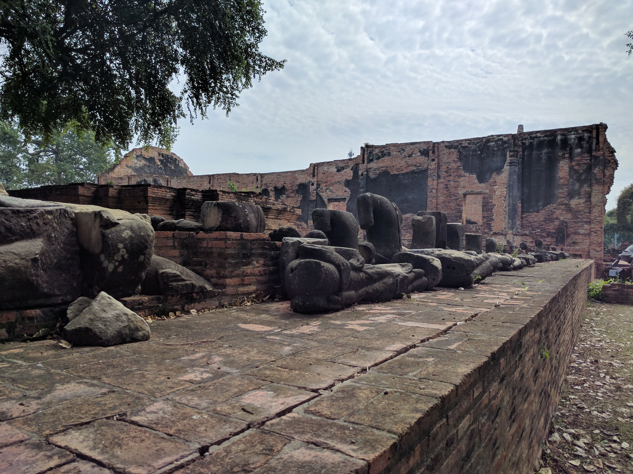 Poor Buddhas