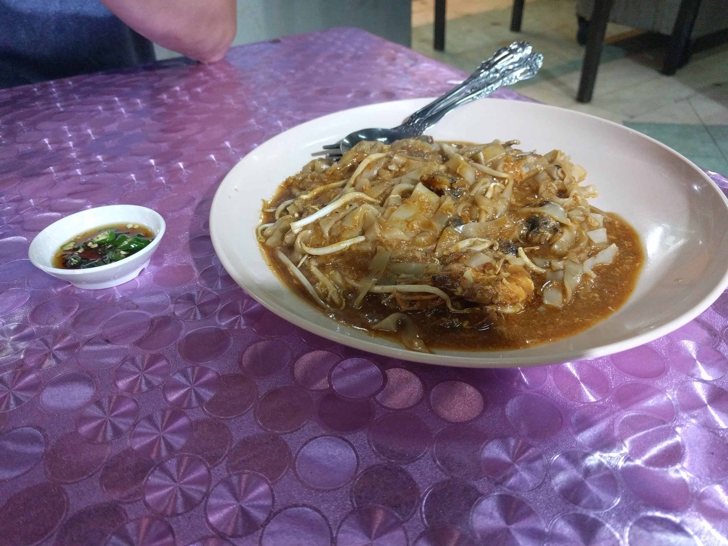 Char kway teow noodles (saucy)