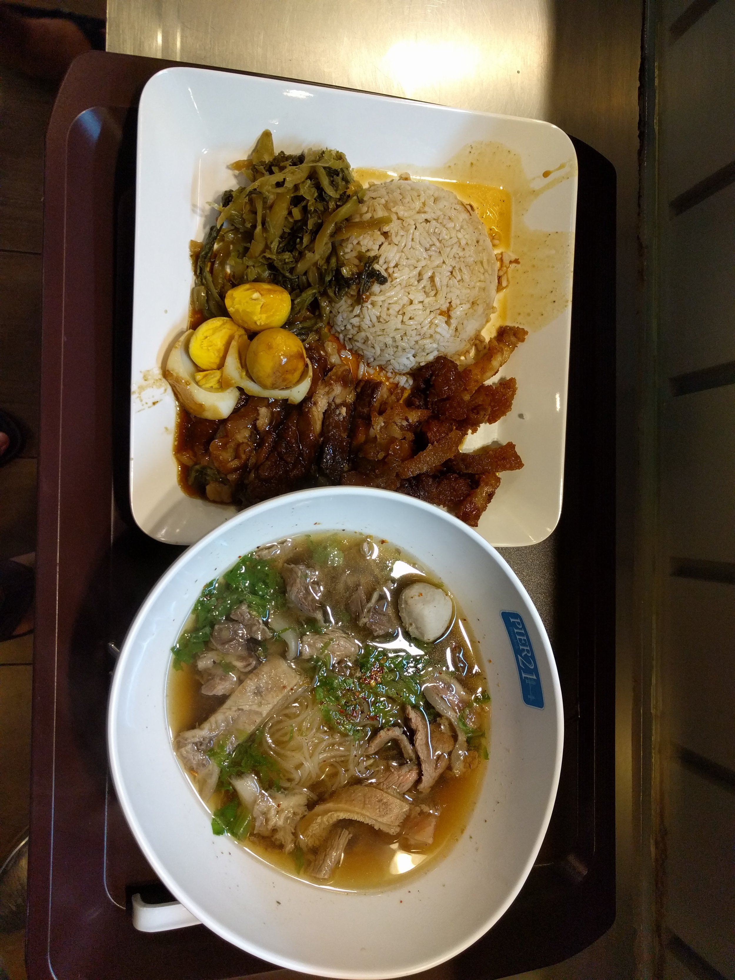 Pier 21: Food Court at Terminal 21