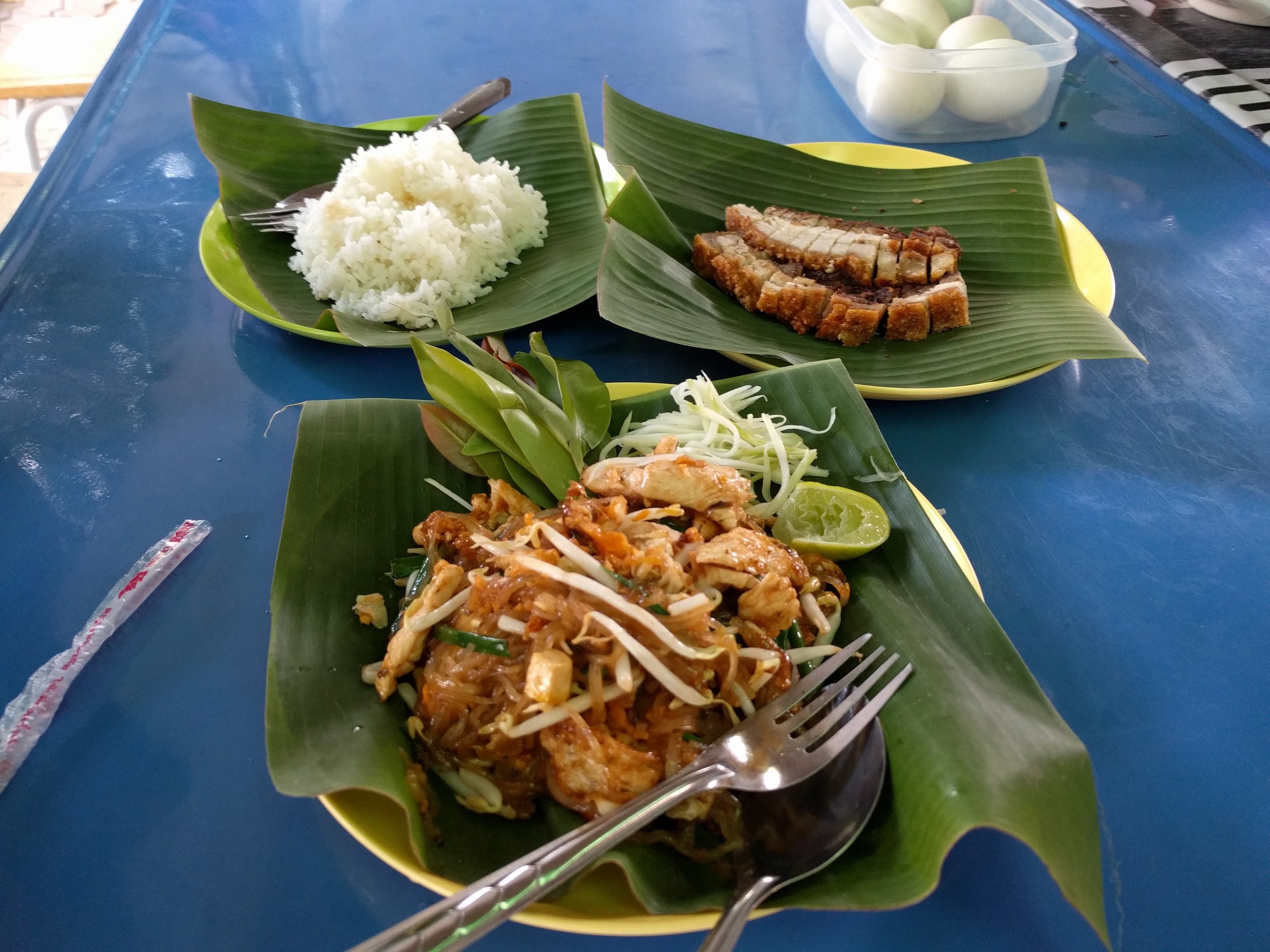 Pad thai and roasted pork