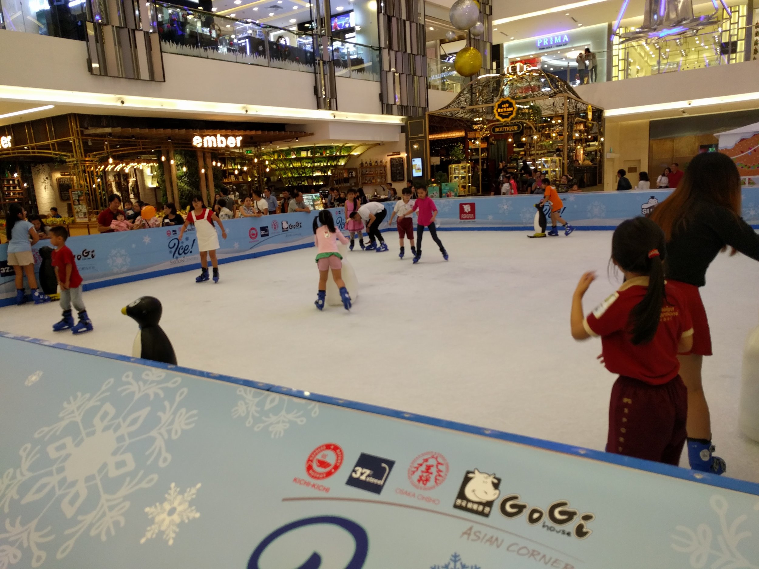 skating rink in mall
