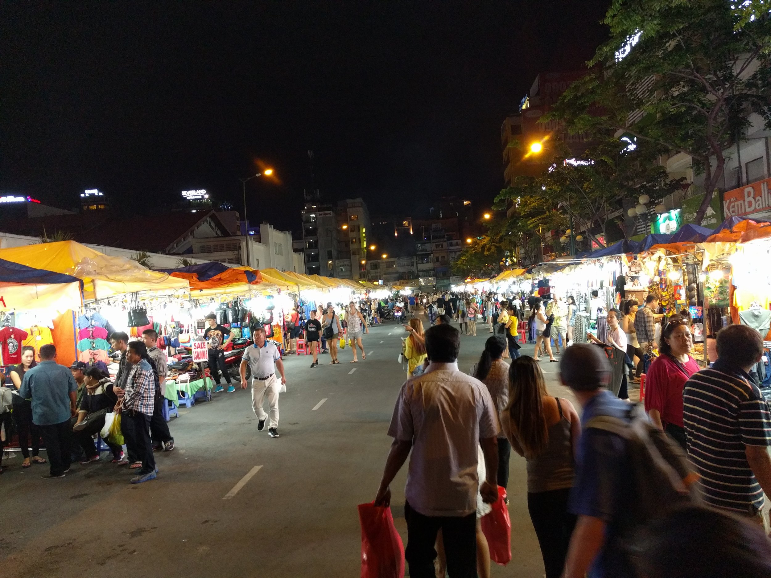 Benh Thanh market