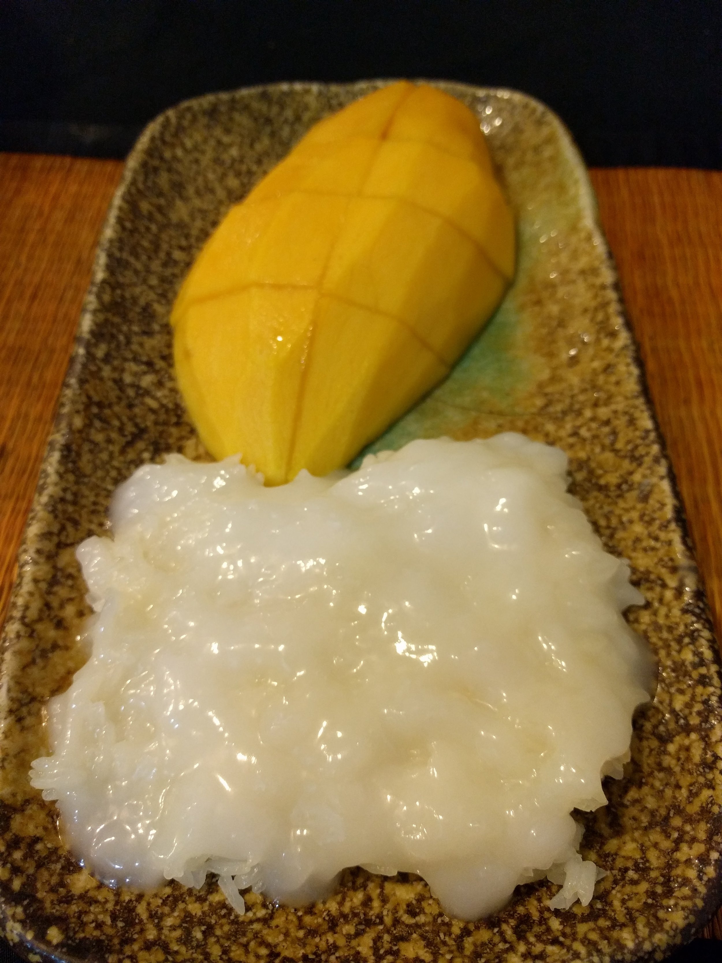 Mango sticky rice - Mok Money