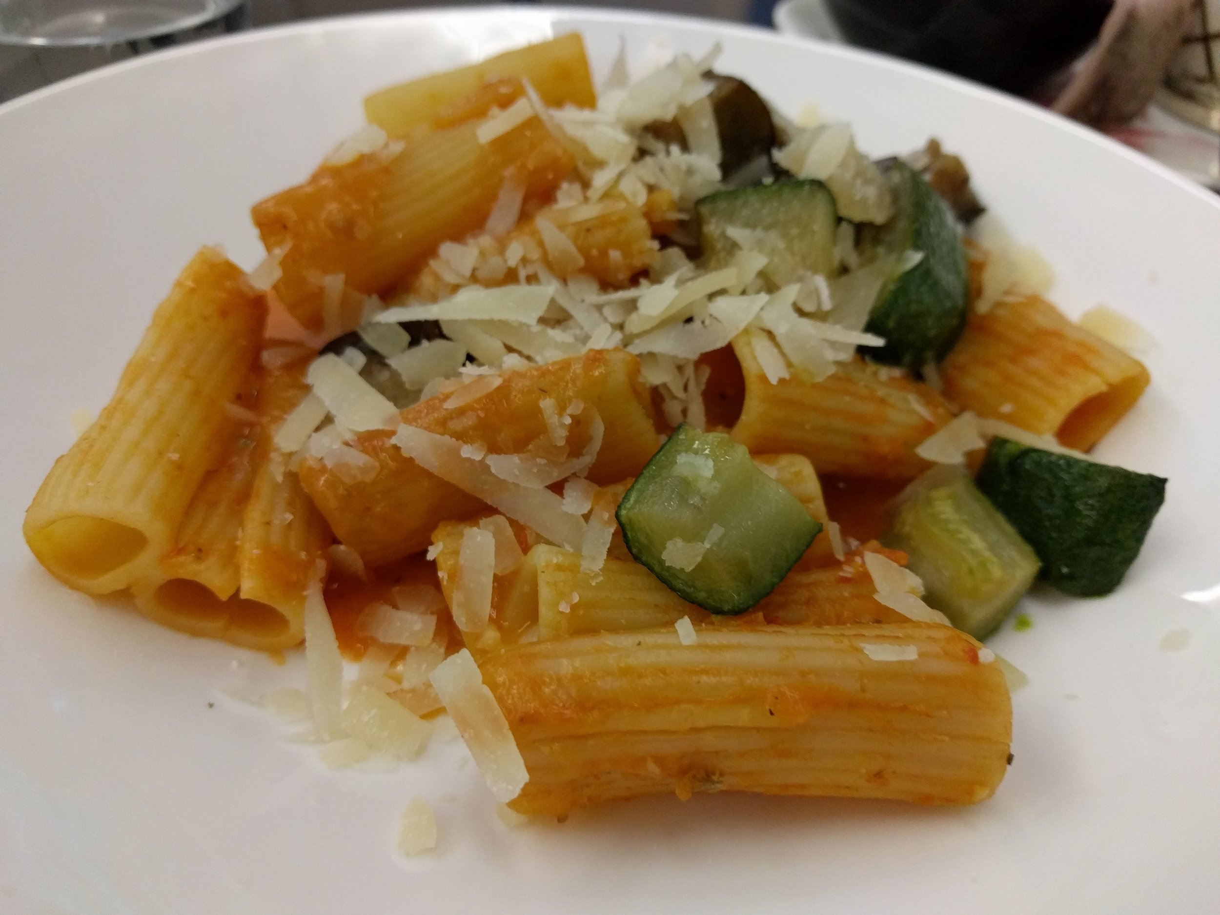 Rigatoni with veg