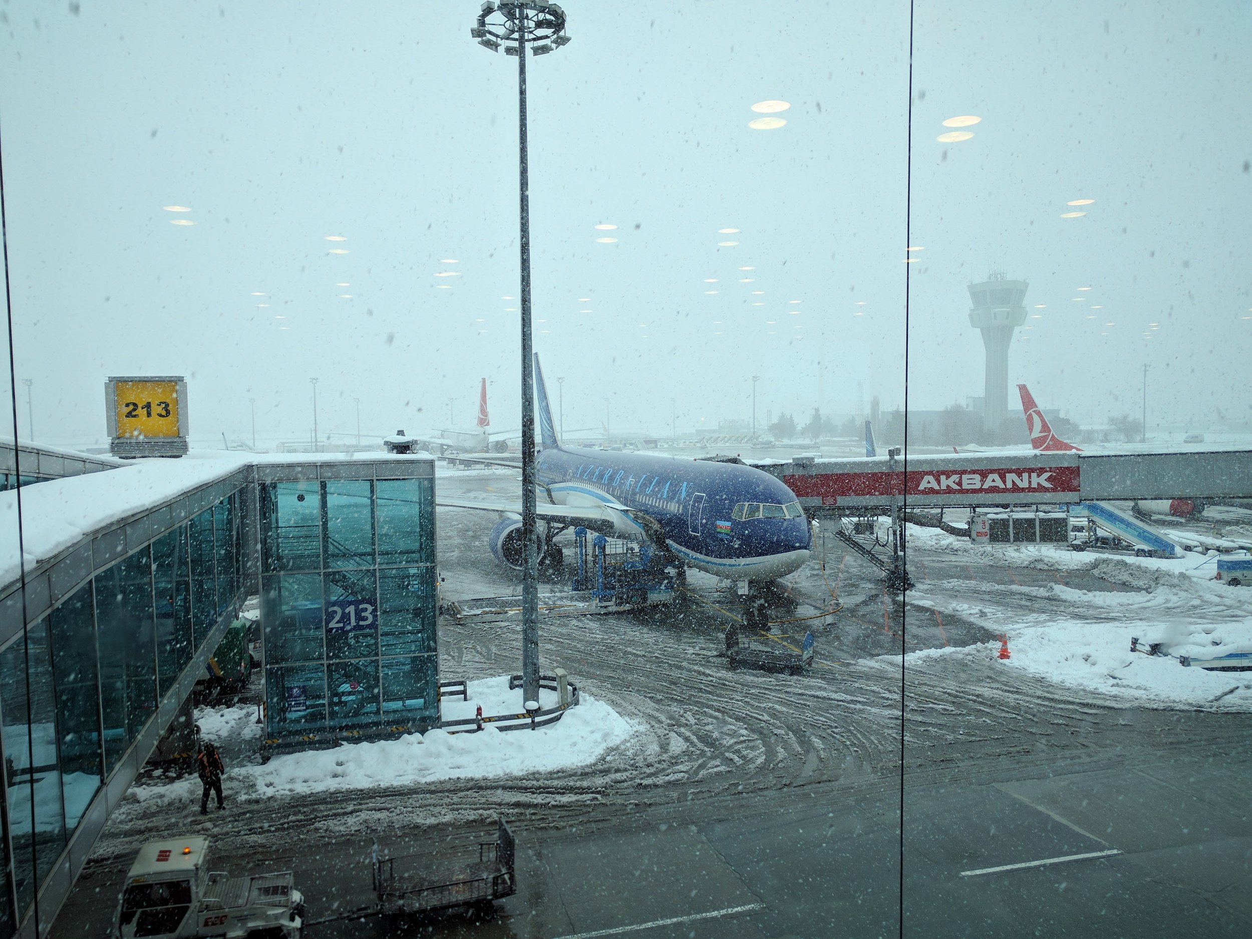 Back at Ataturk and keeps on snowing