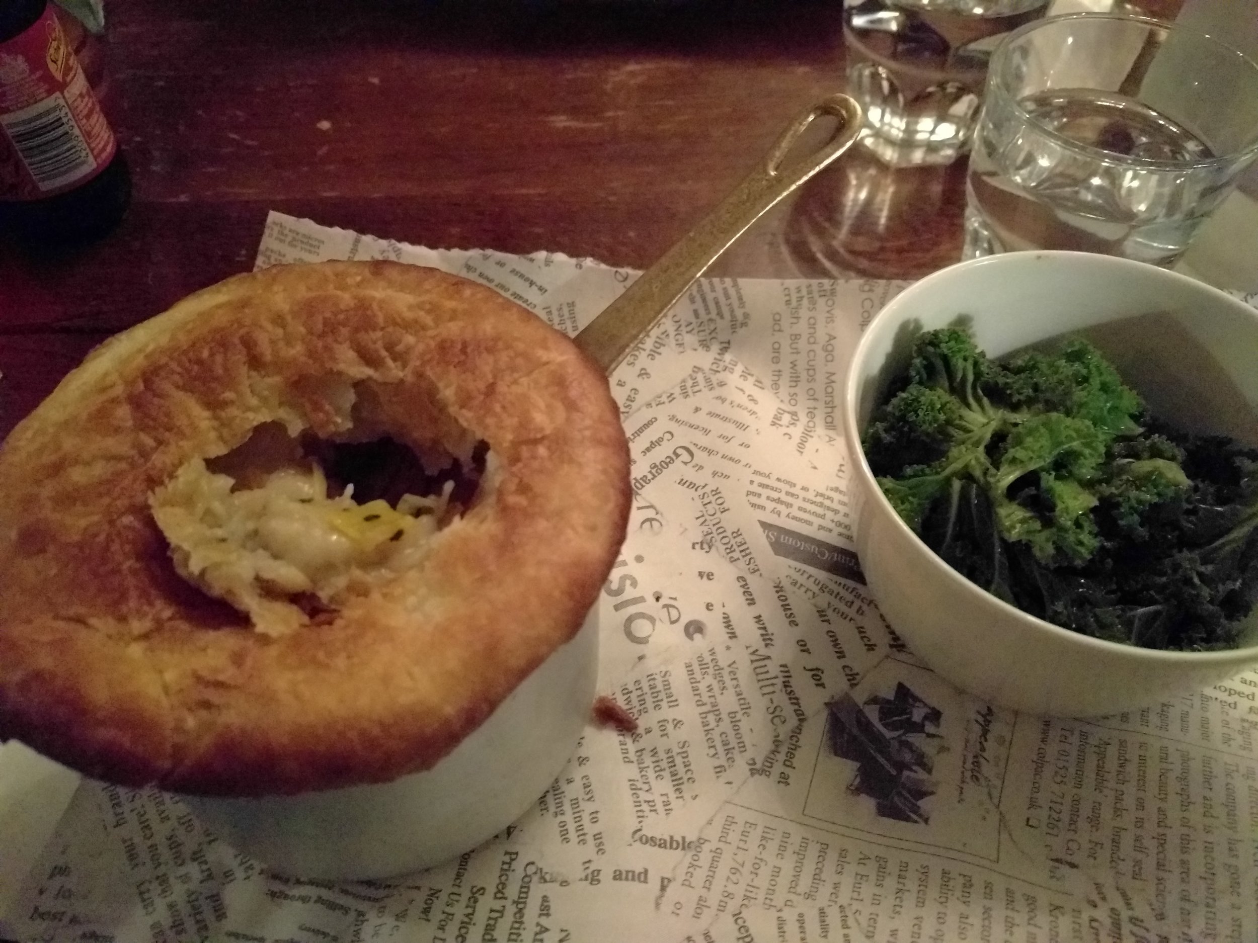 Chicken and leek pie