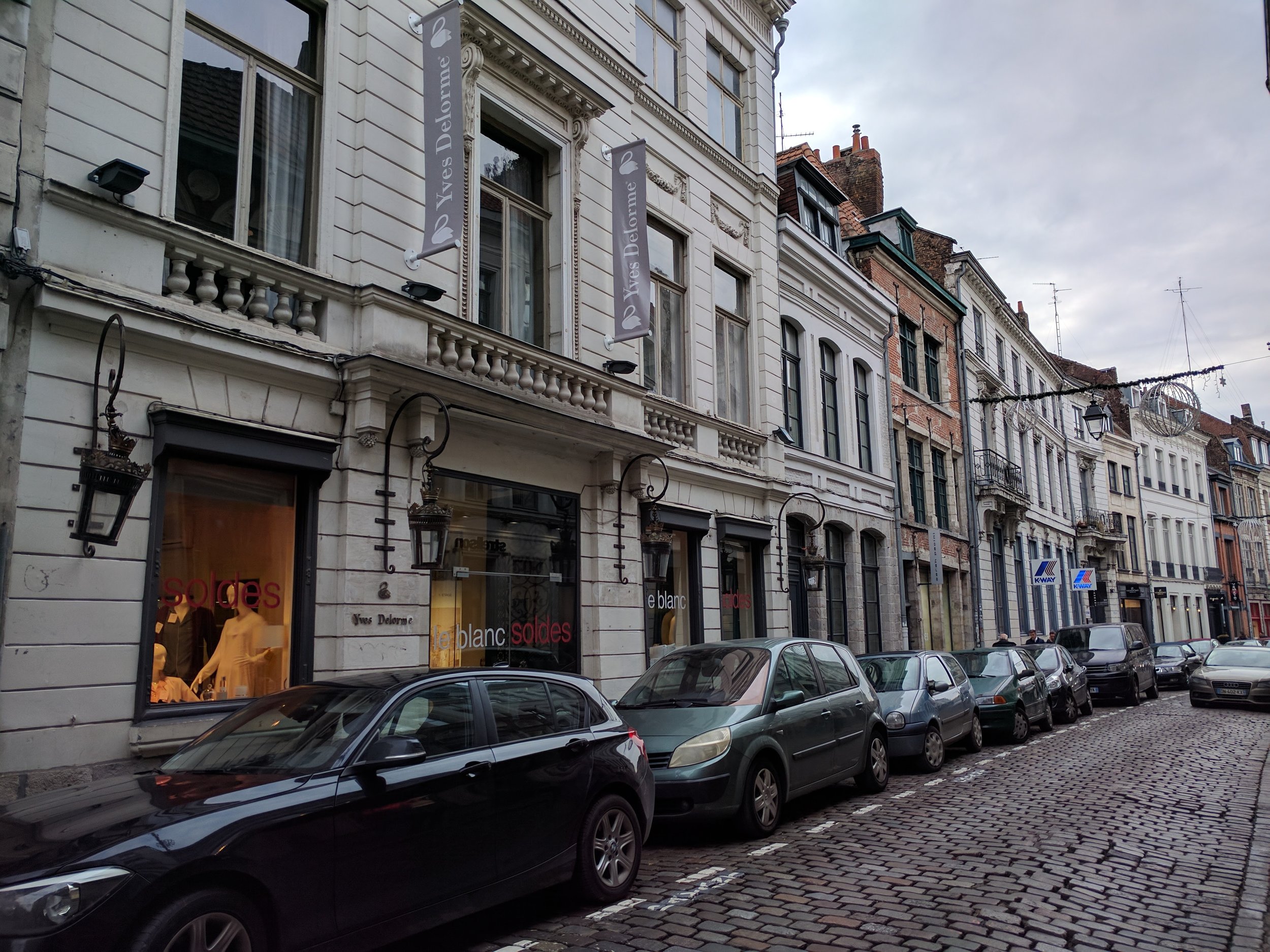 The scenic route between Brussels and Paris