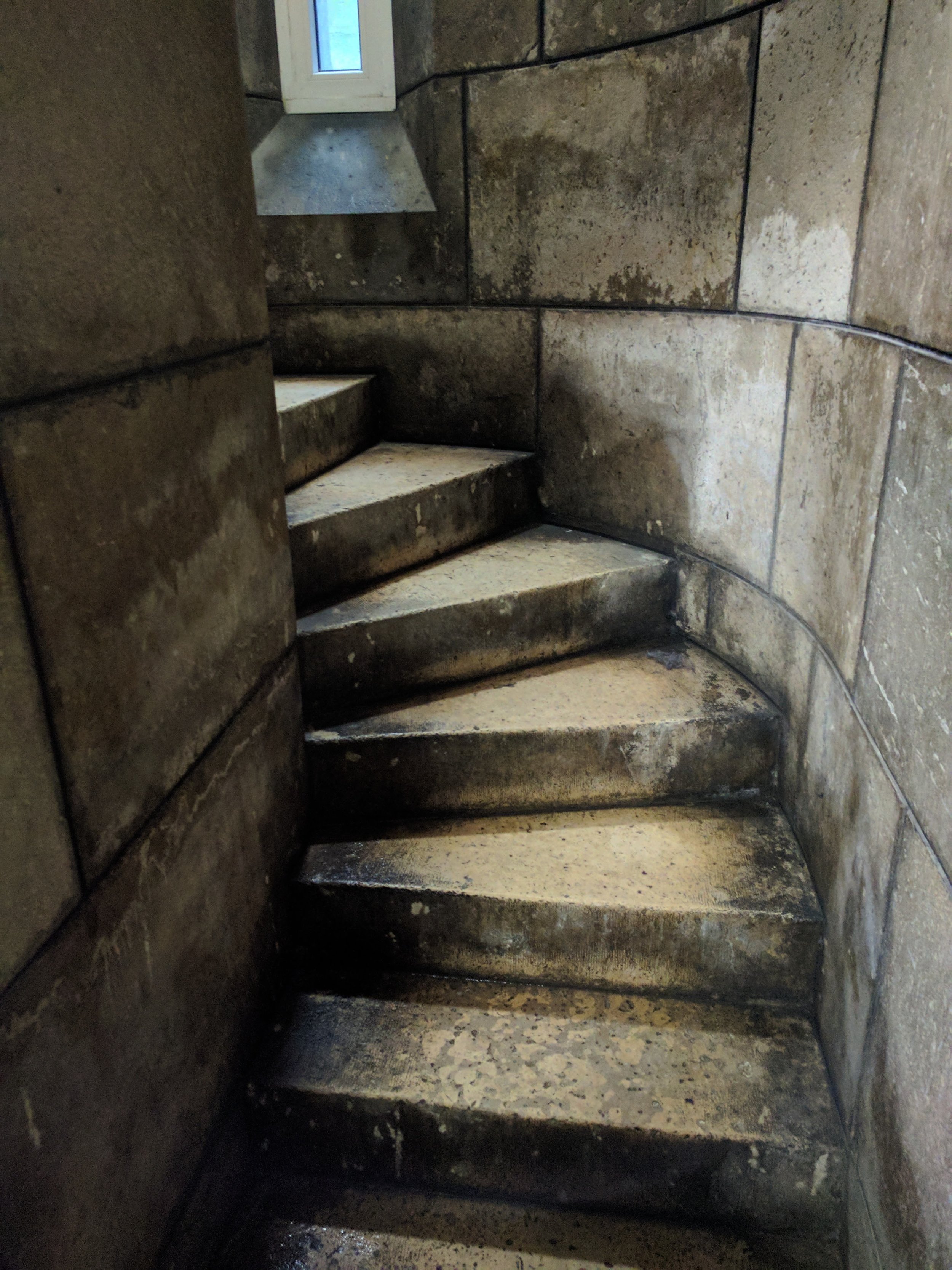 Spiral steps up to the dome