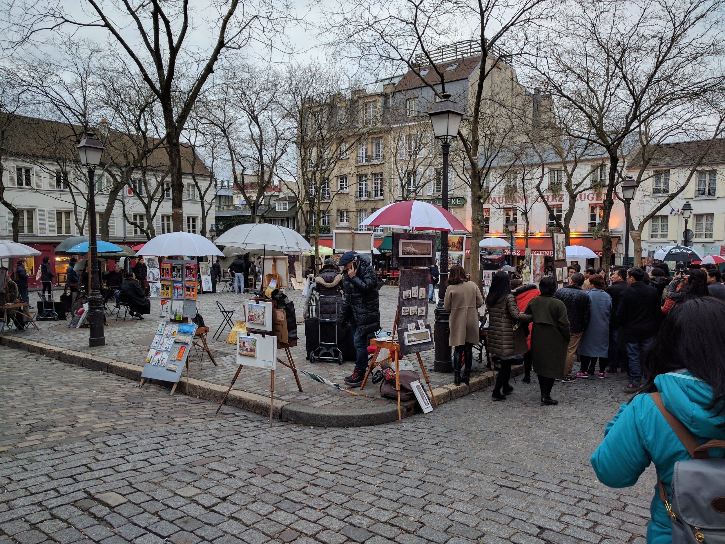 Square with painters