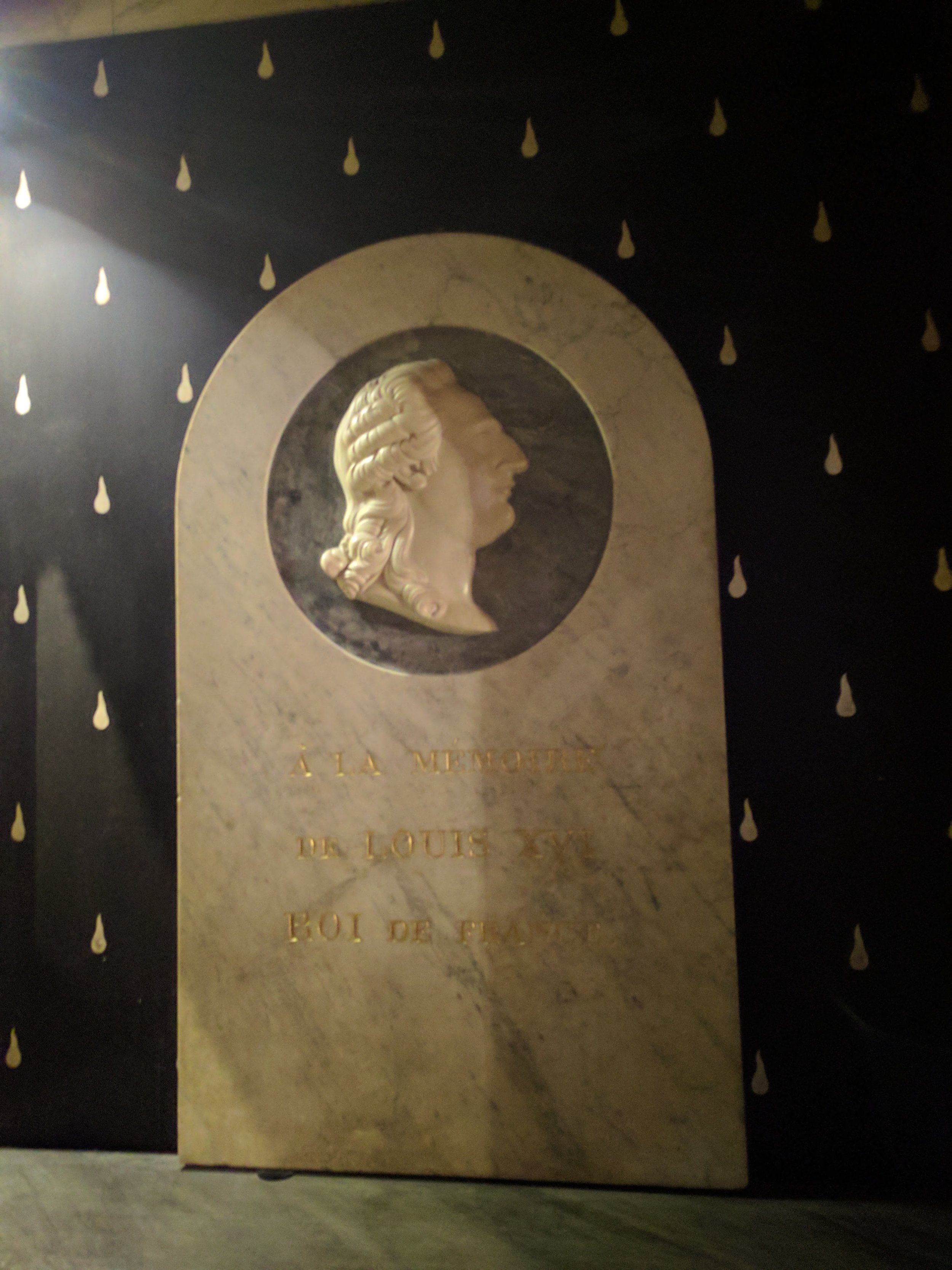 Tribute to King Louis XVI