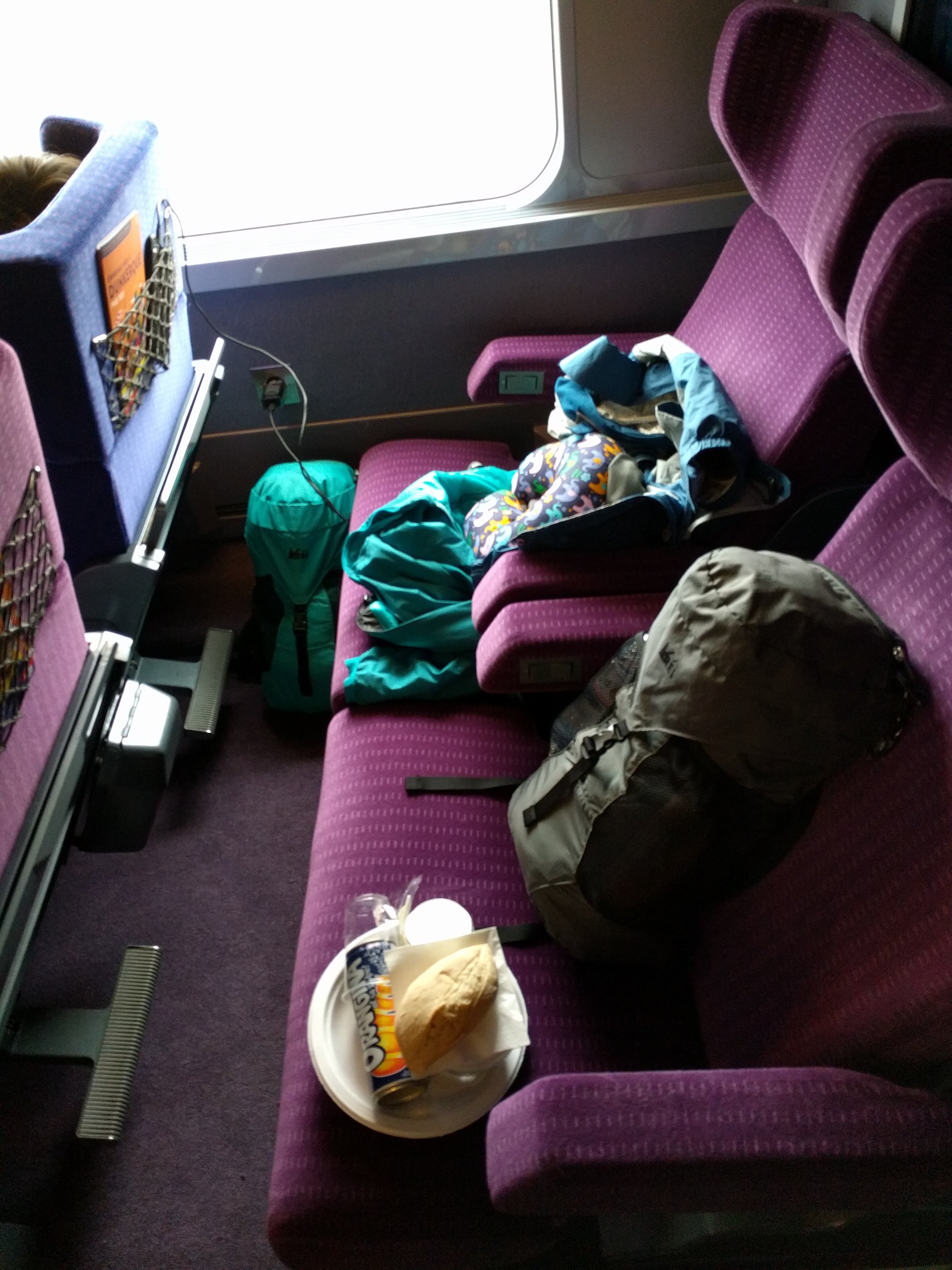 Thallo (TGV) train from Paris to Montpellier