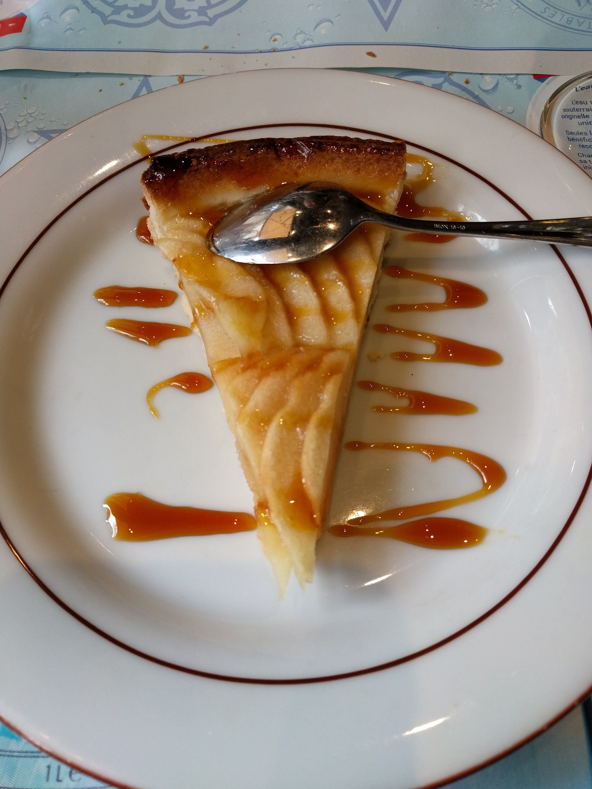 Apple Pie at Le Menestrel
