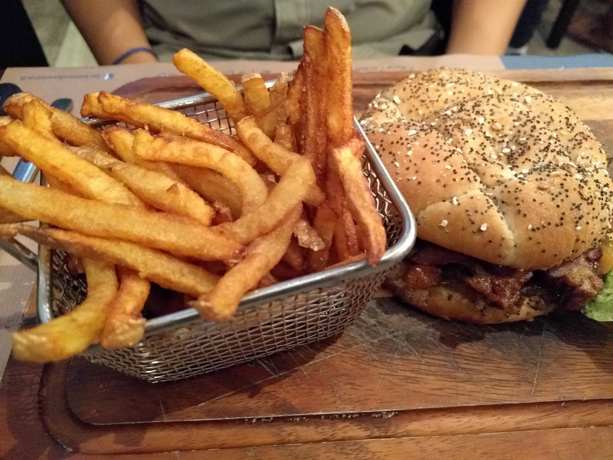 Duck burger with onion confit