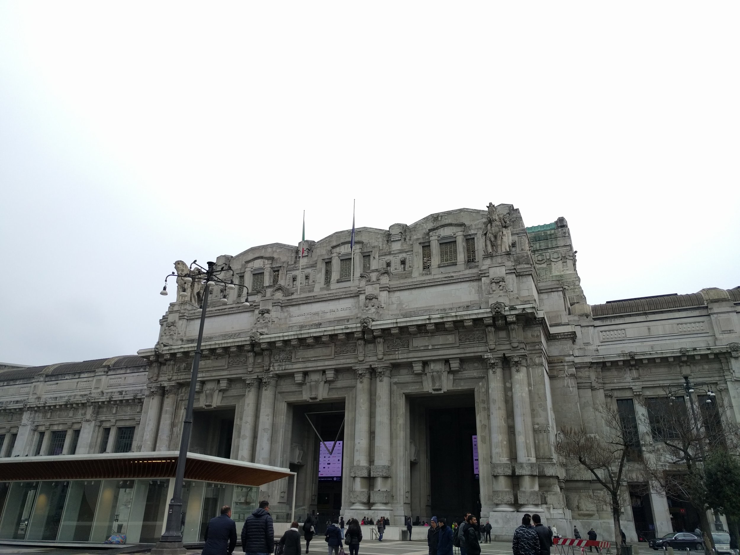 Milan train station