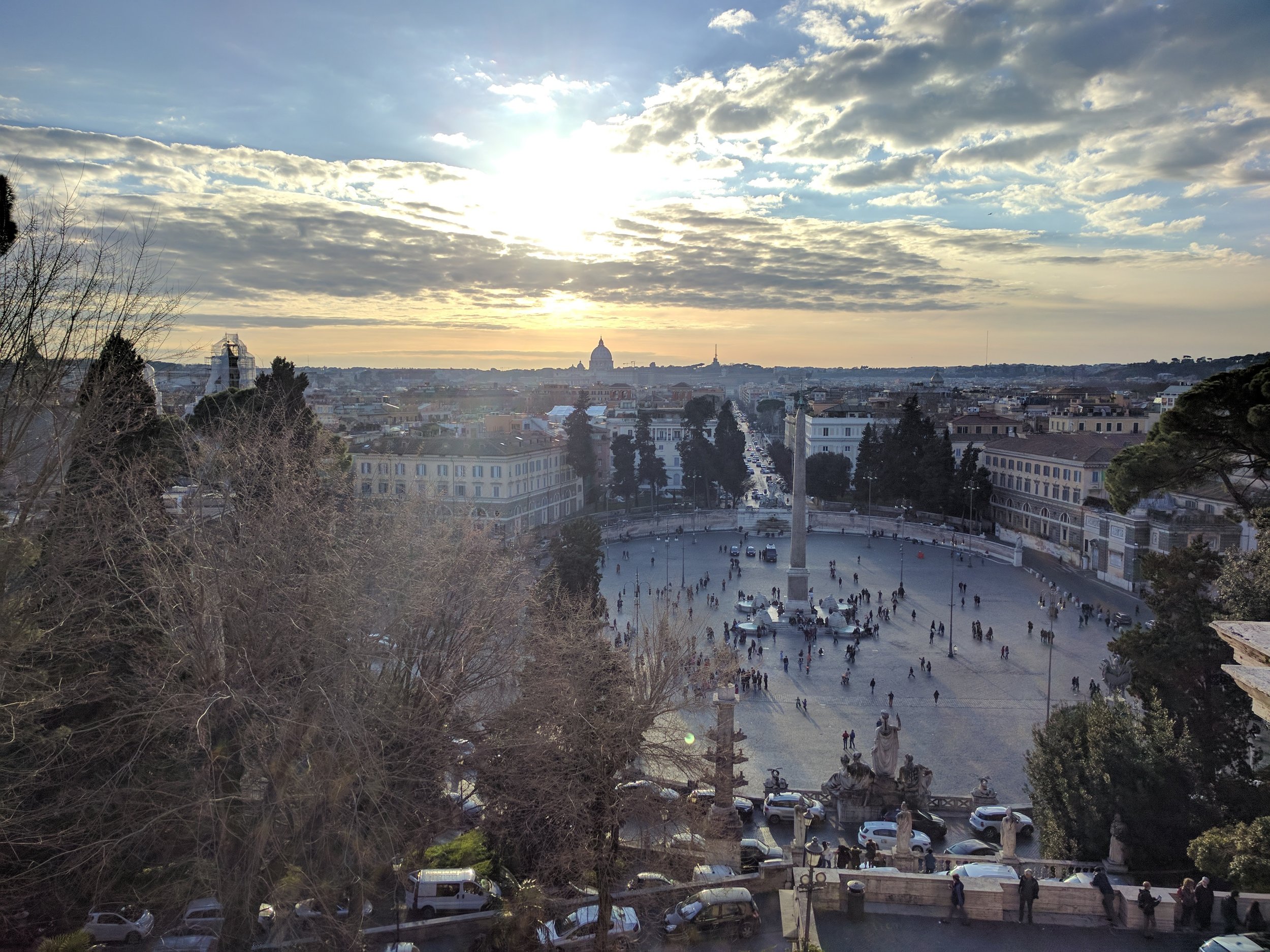 Sunset perch at Piazza del Popolo