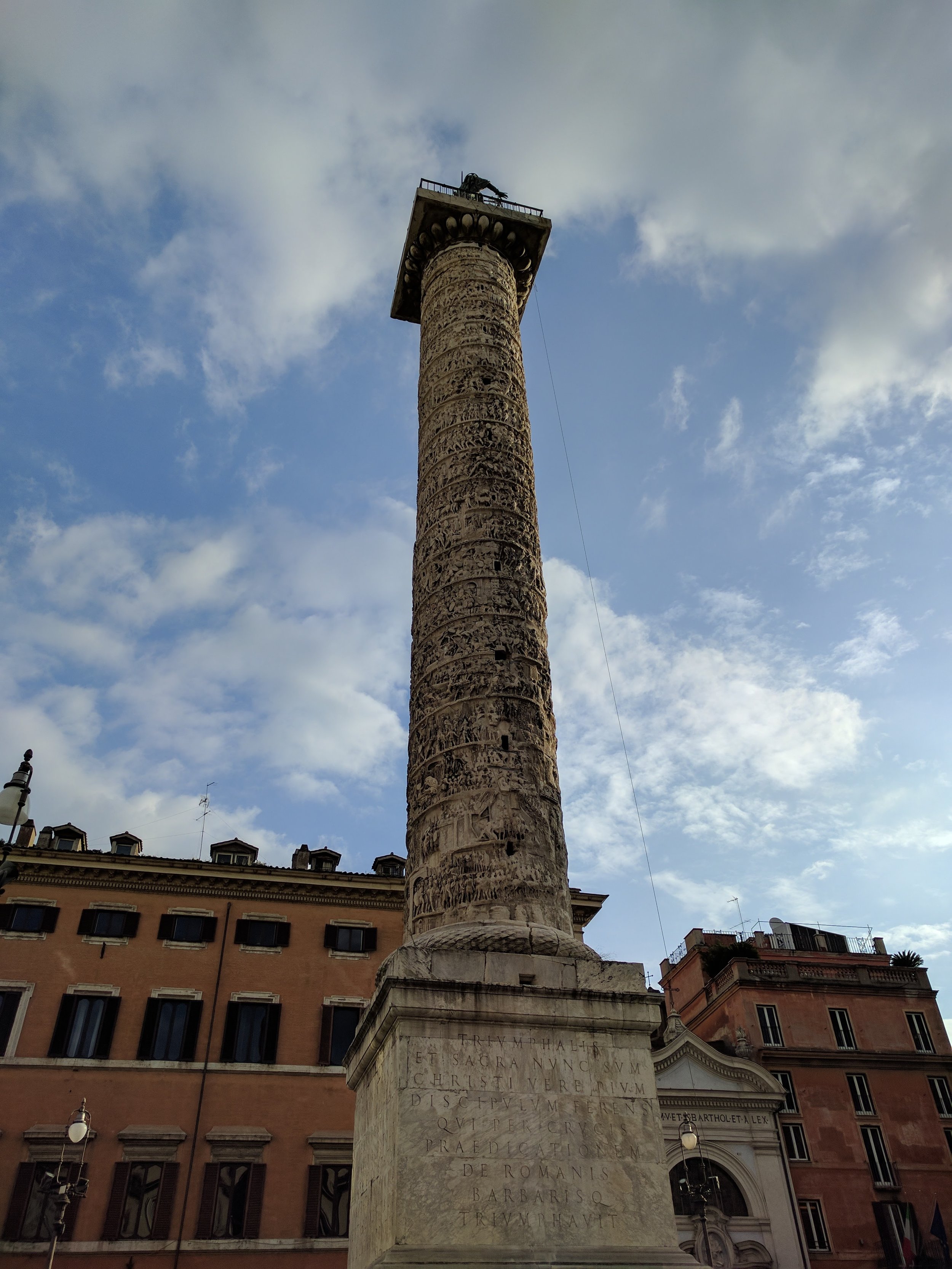 Victory columns