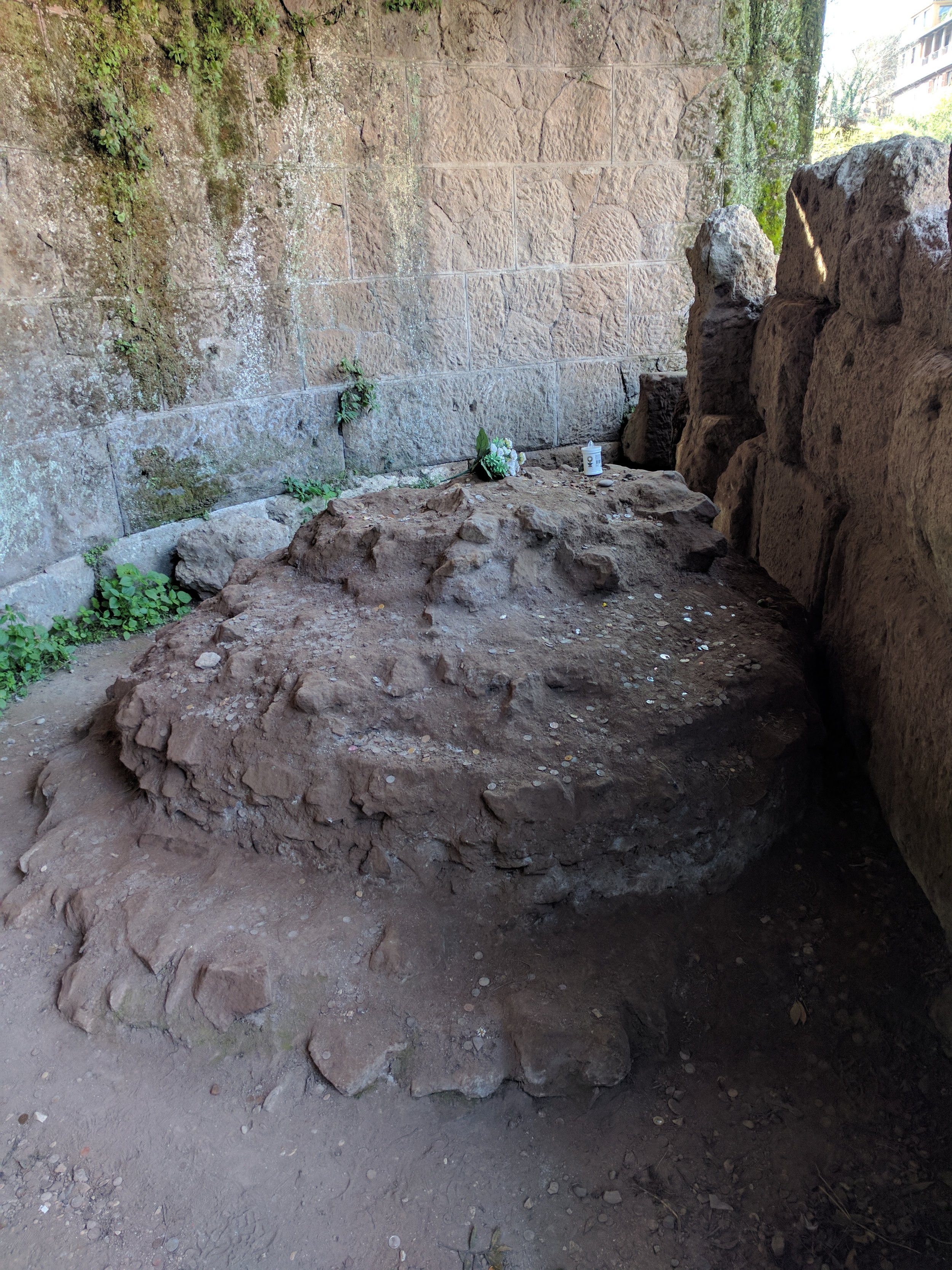 Altar to Julius Caesar
