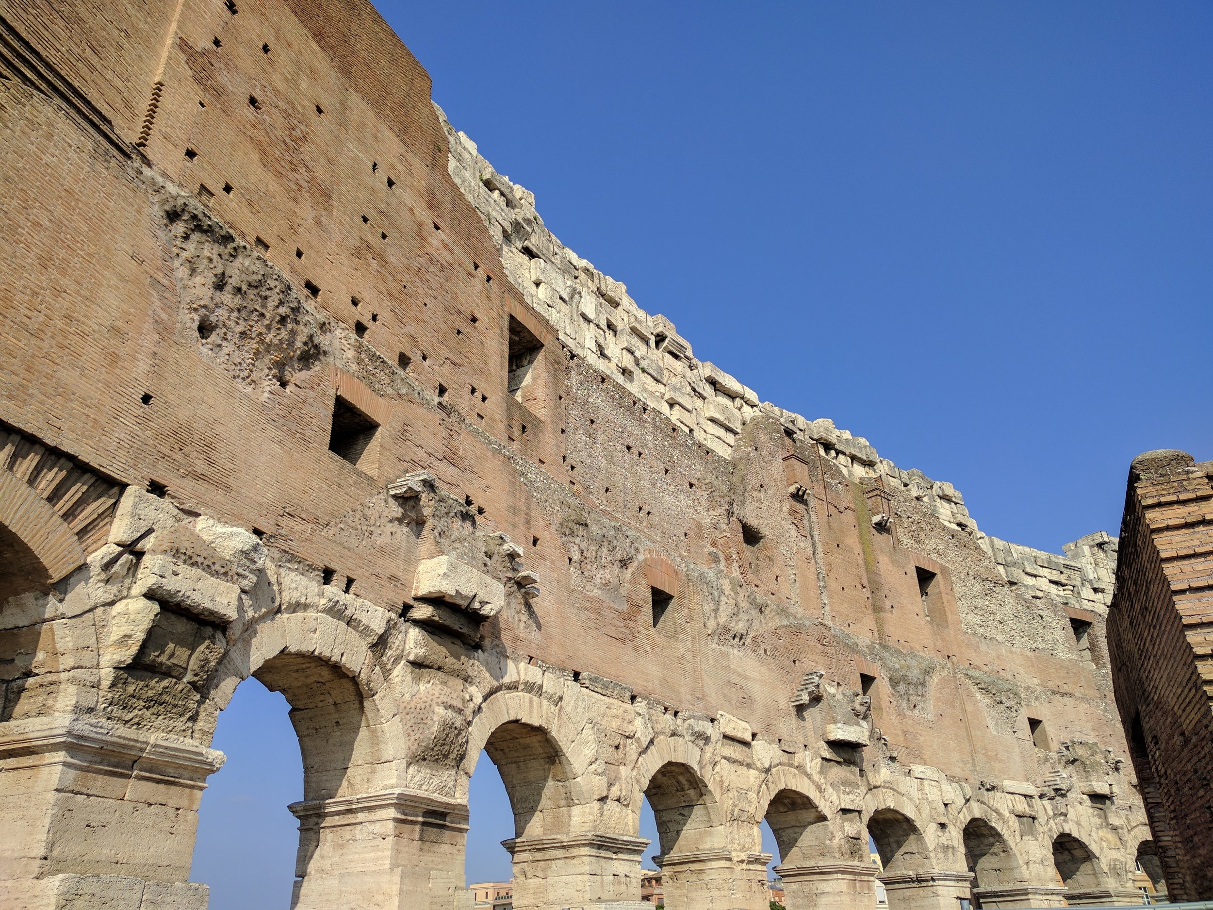 Damaged arches on top