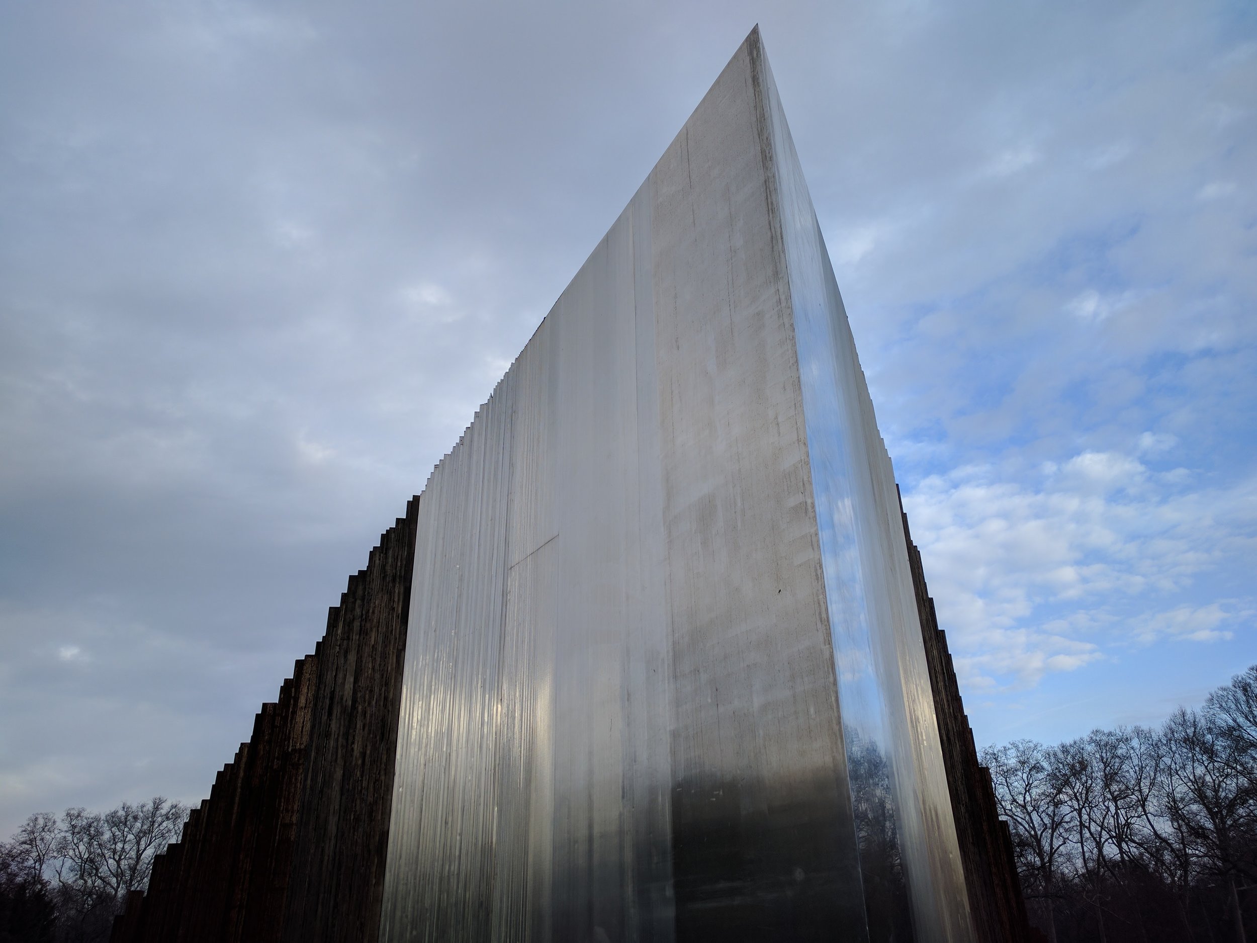 Memorial to 1956 revolution
