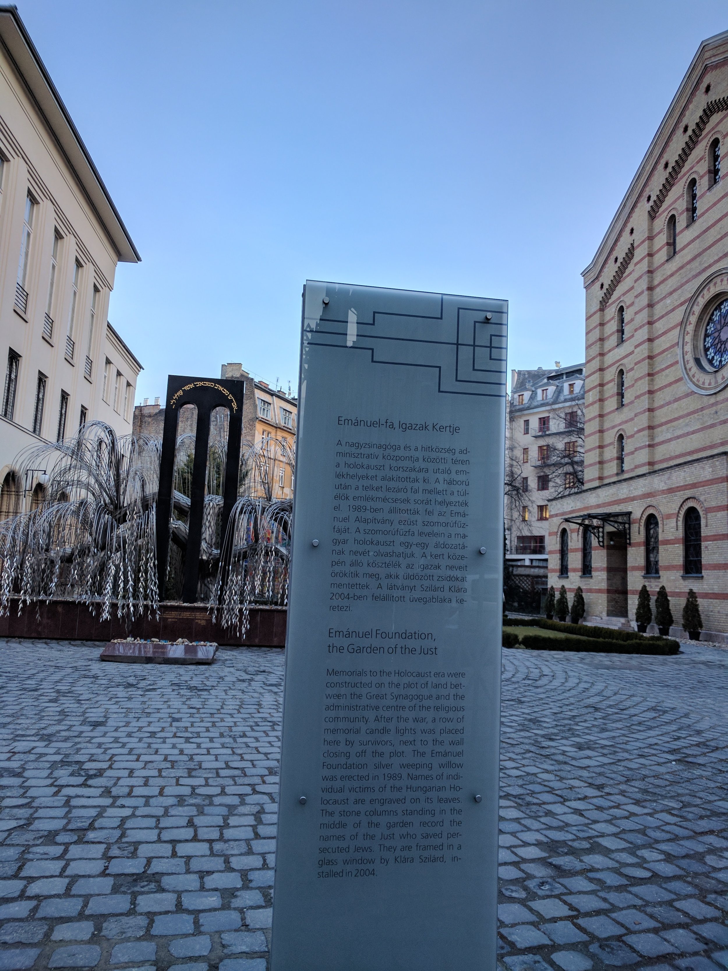 Memorial at the synagogue