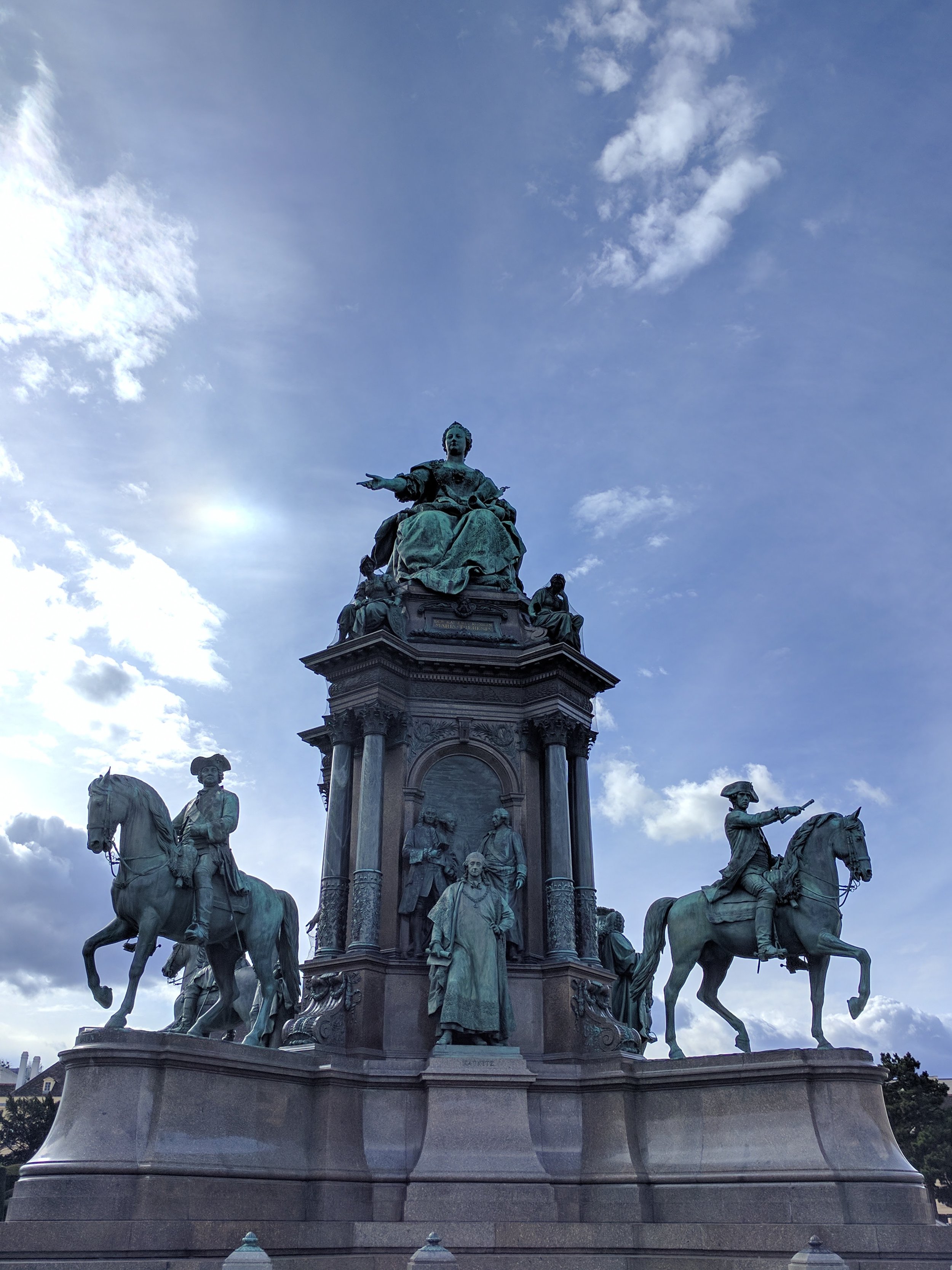 Marie-Theresien-Platz