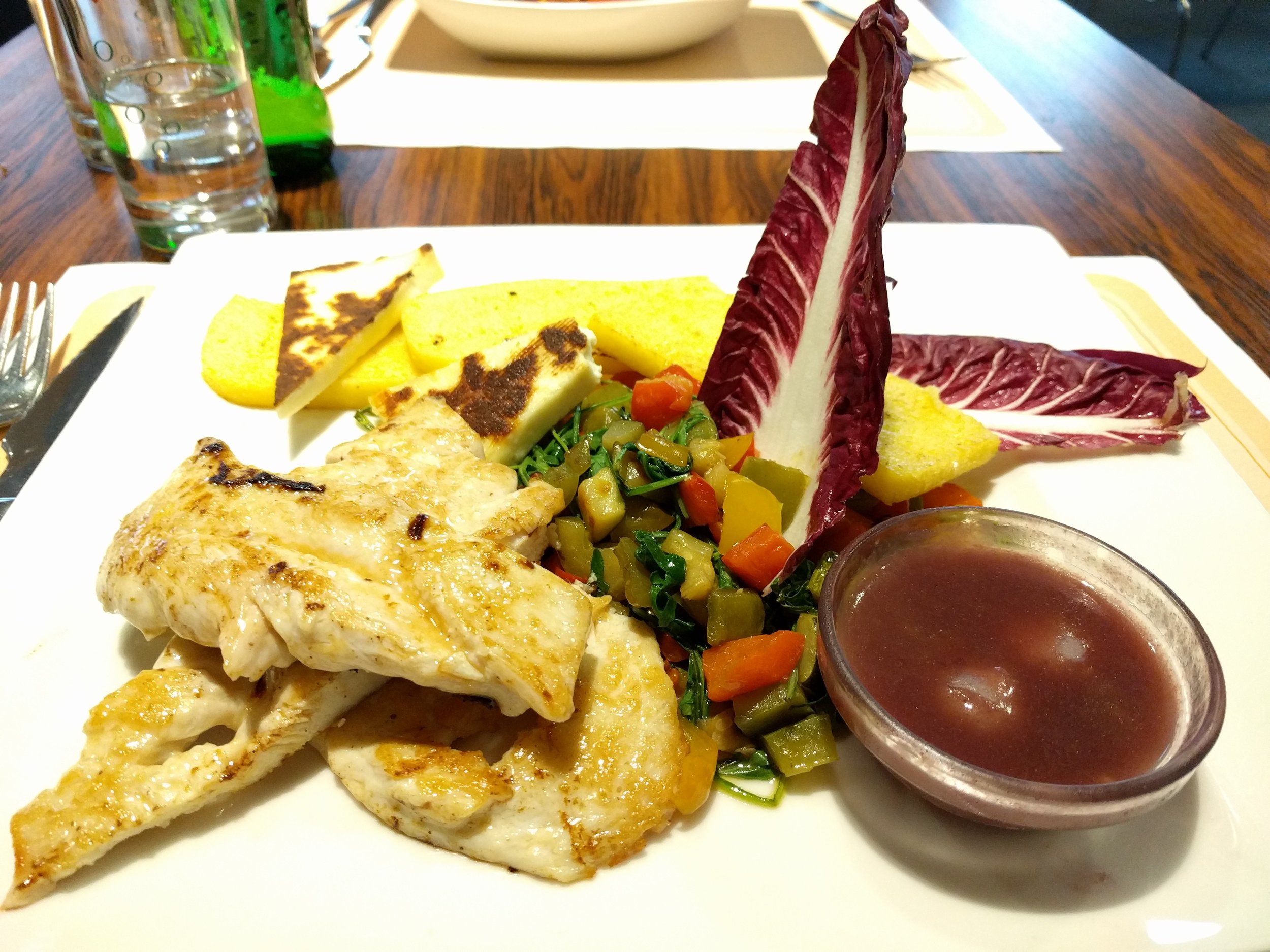 Chicken with polenta and grilled cheese