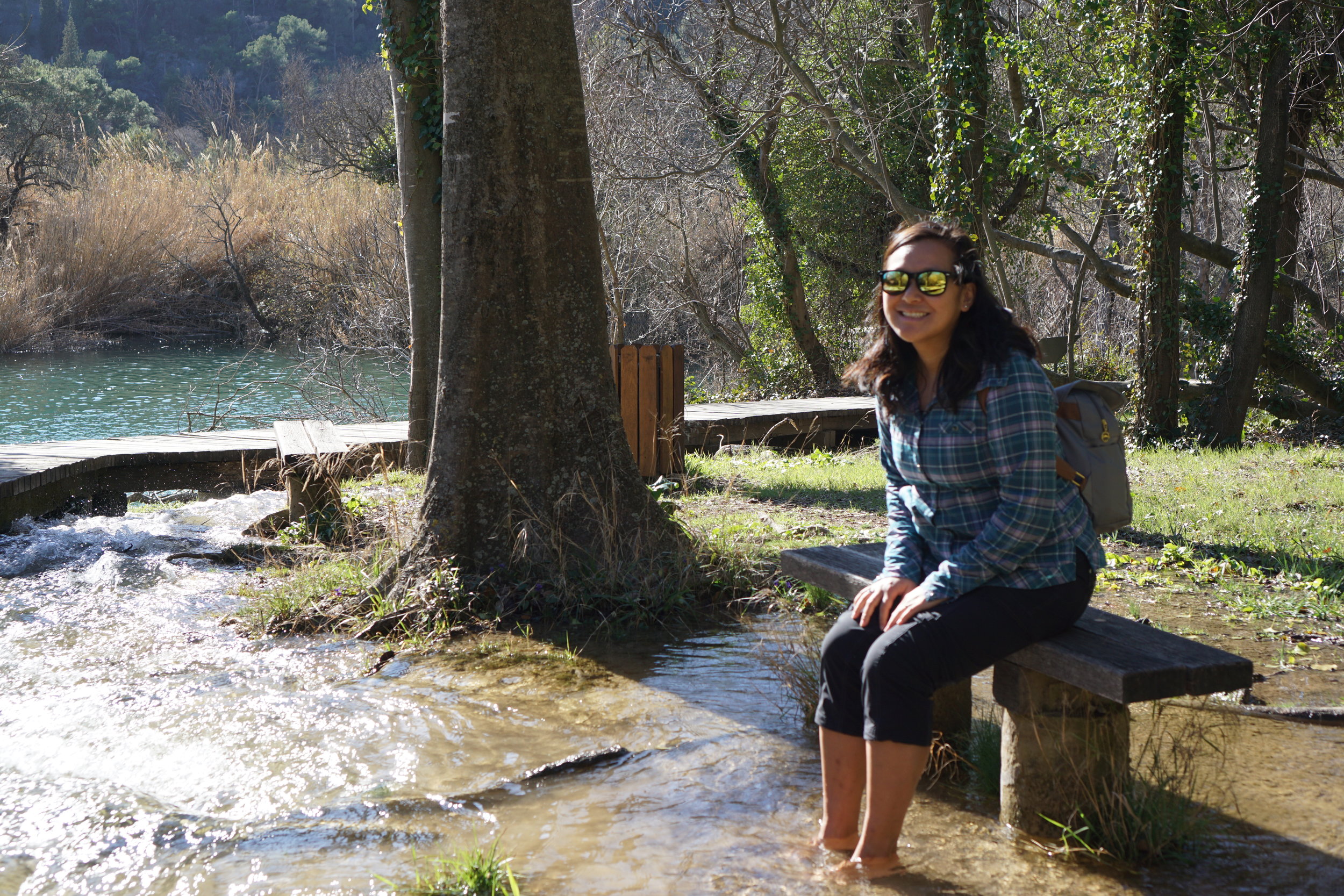 look at this nice little stool in the water