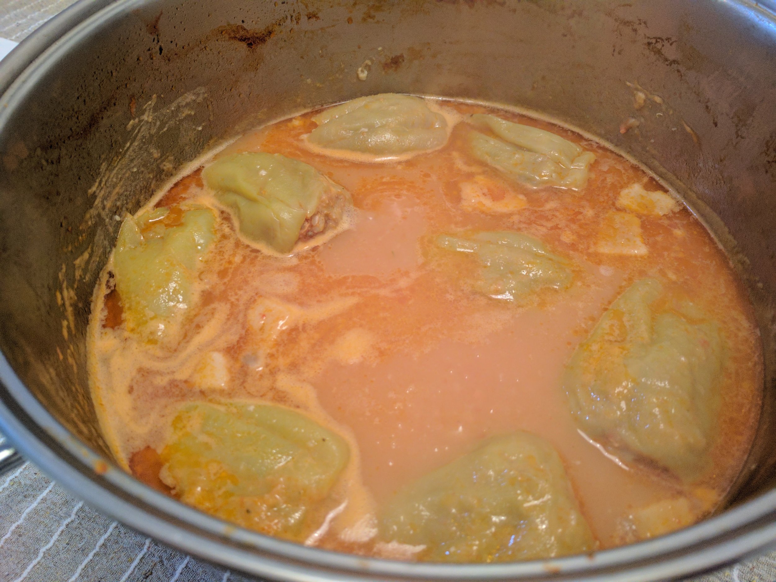 Stuffed peppers with tomatoes