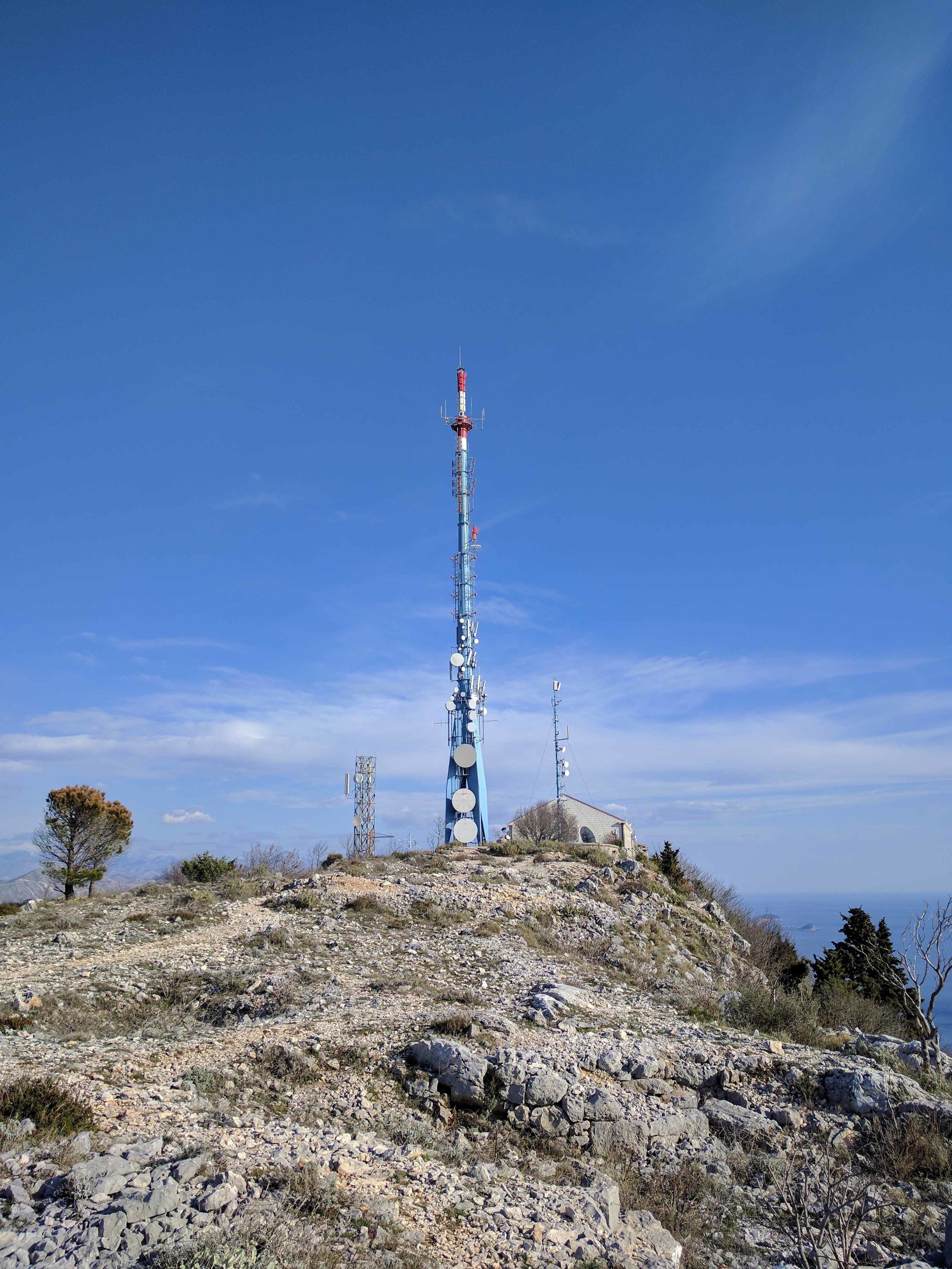 Radio tower looks like a space ship