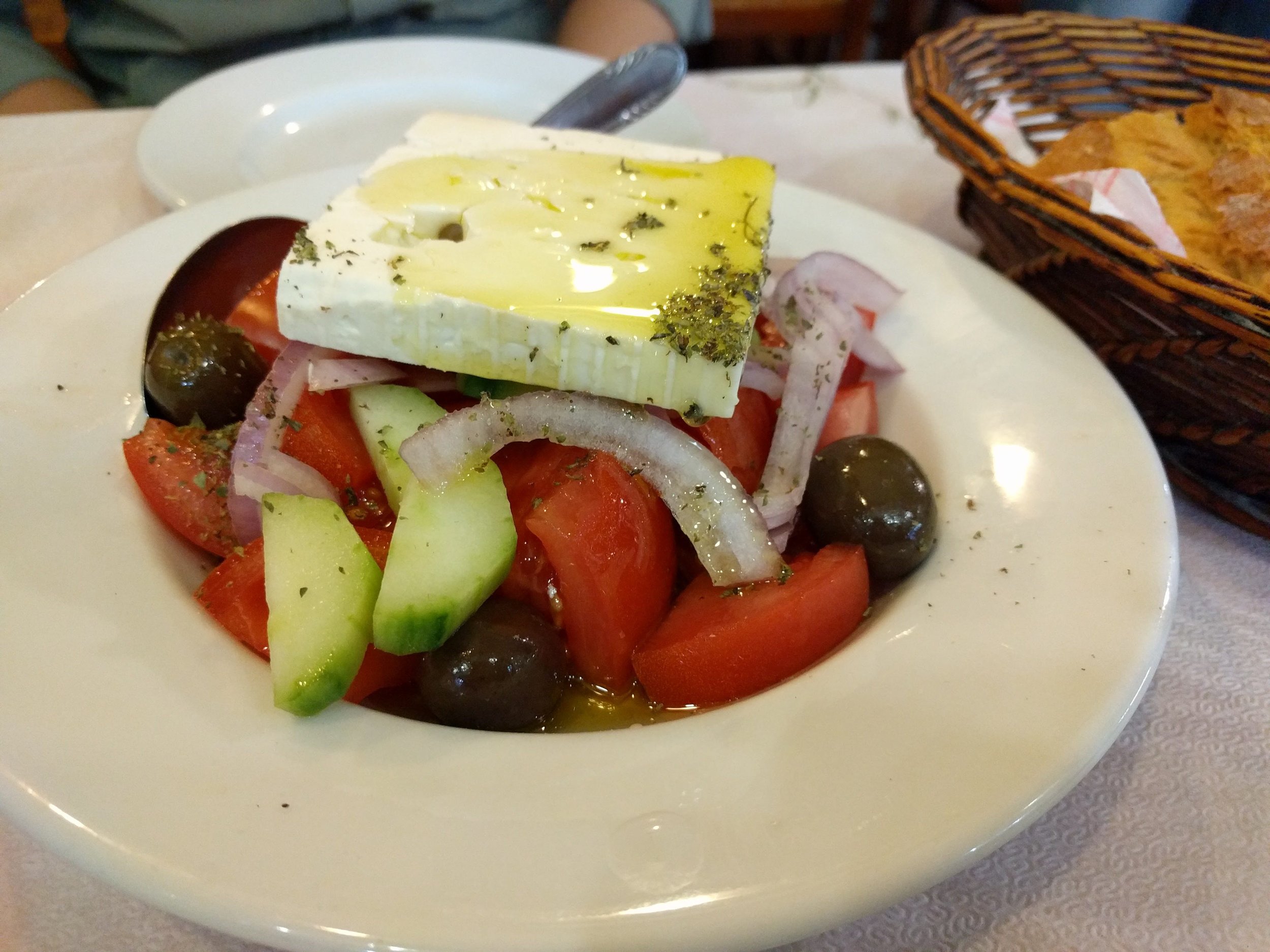Greek salad @ To Kati Allo