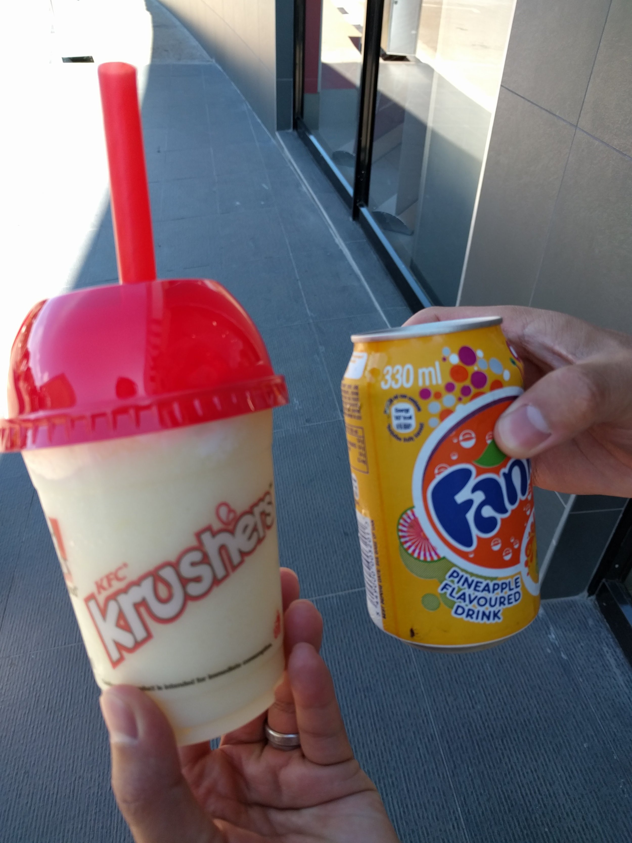 Cold drinks for hot day