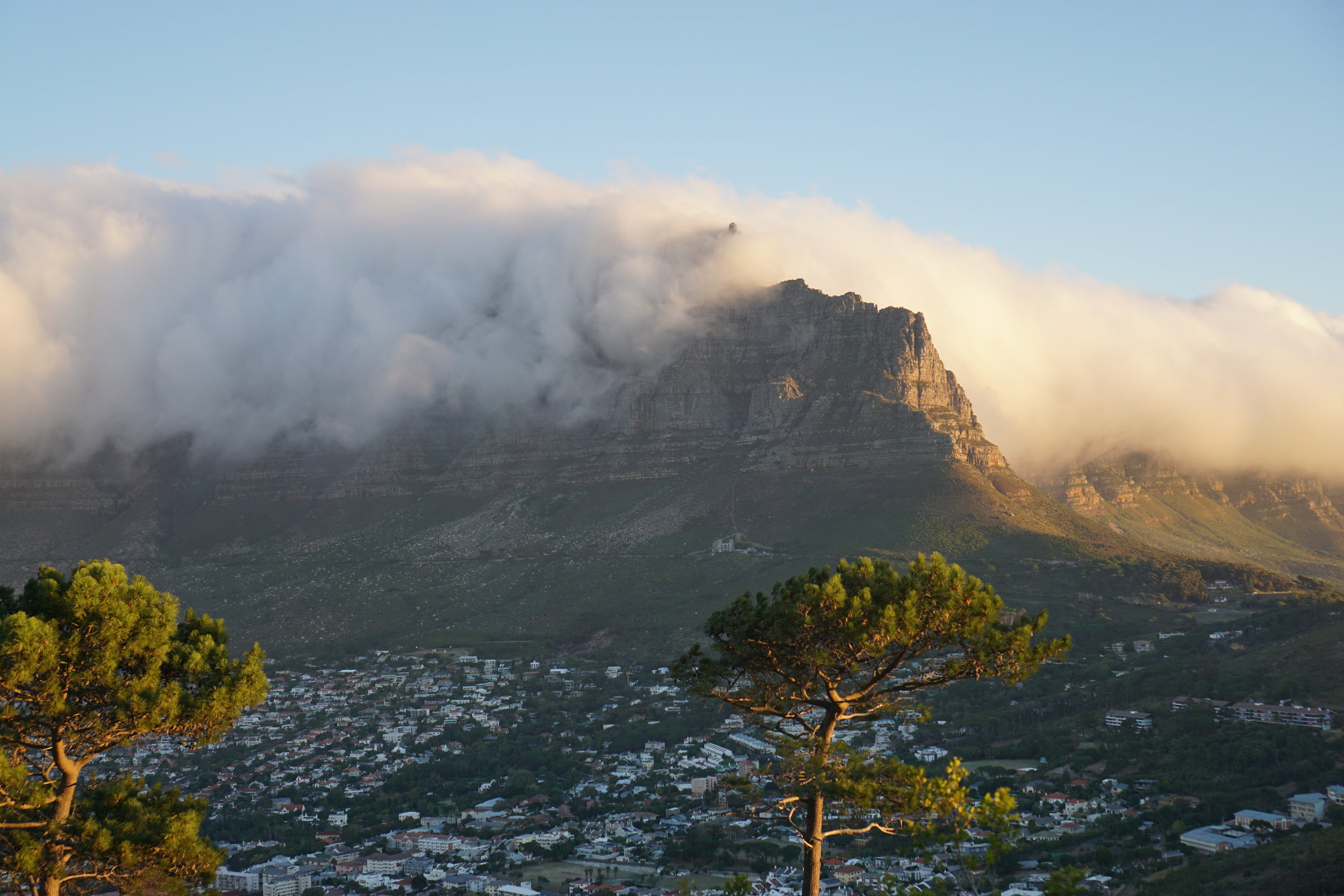 Table mountain with its "tablecloth"