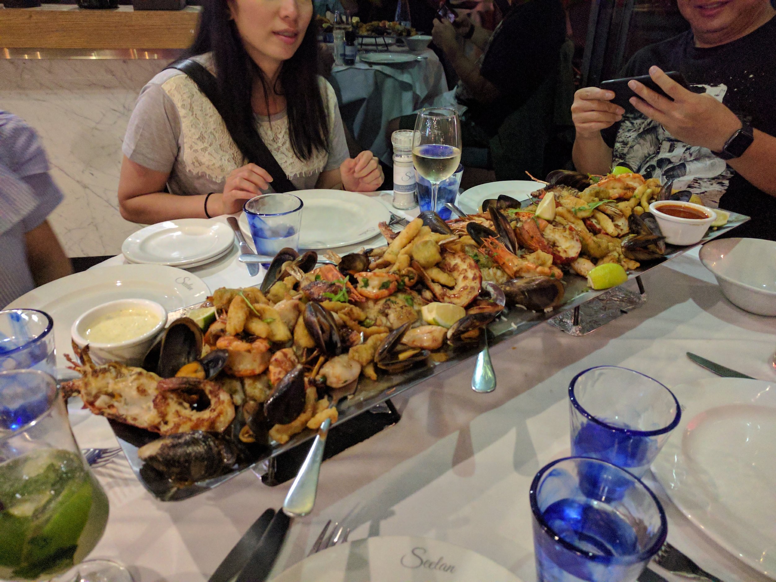 Seafood platter for 4